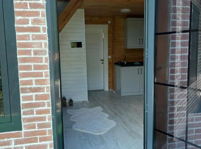 Hidden Garden Ośrodek wypoczynkowy 3*